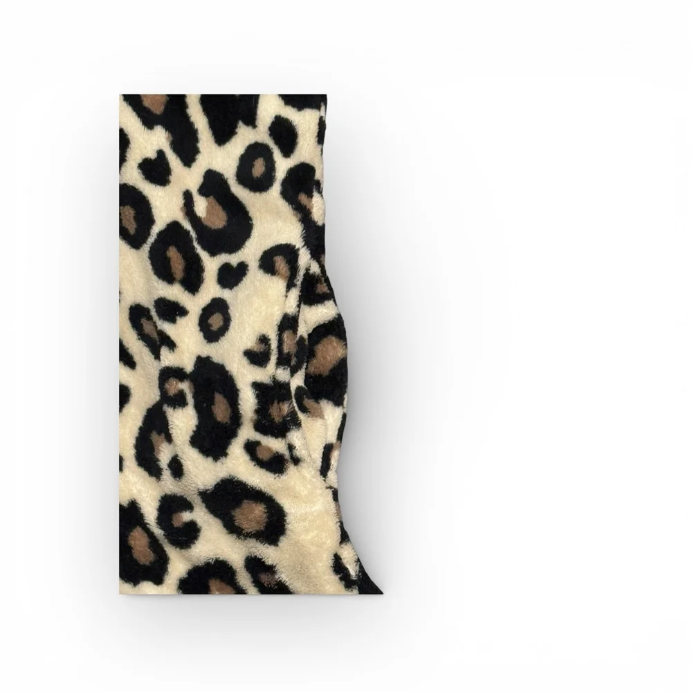 BKE Women’s Leopard Print Fleece Pullover Snap Neck Sweatshirt Medium - Picture 6 of 8